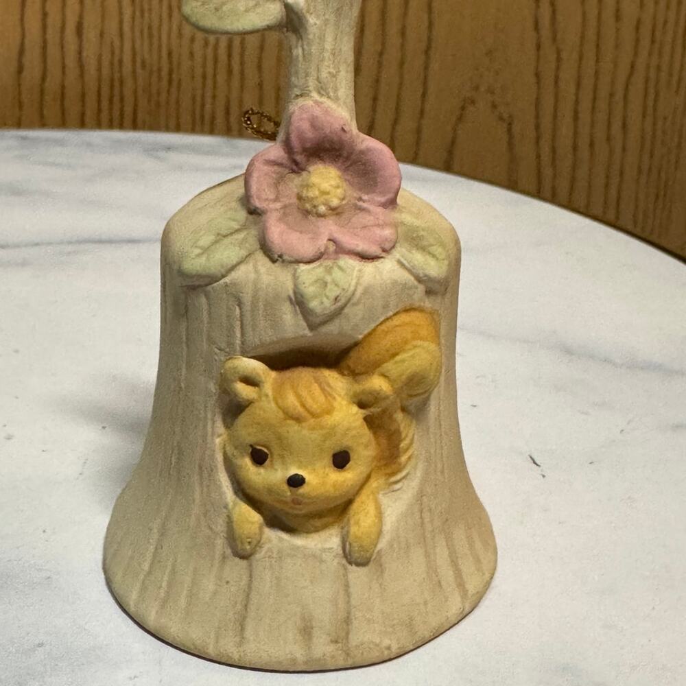 1987 Wilton Bisque porcelain bell V